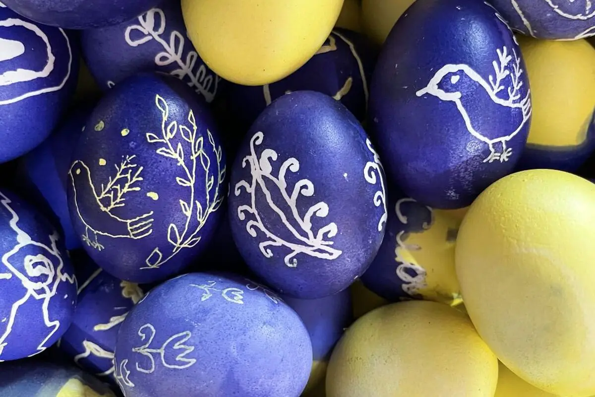Por qué el Domingo de Pascua se celebra con conejos y huevos en Estados Unidos, Internet